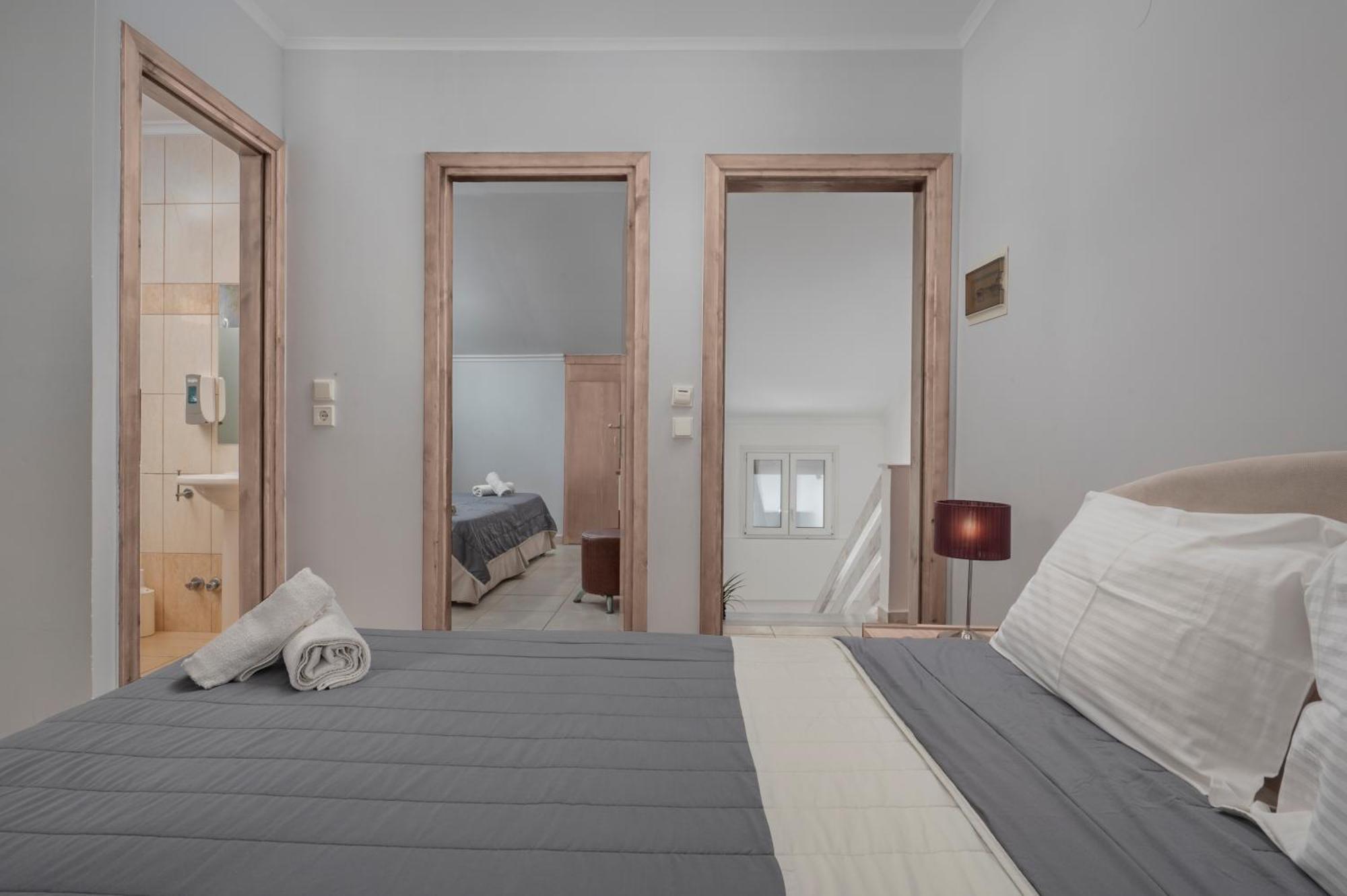 Adonis Hotel Pefkochori Pokoj fotografie